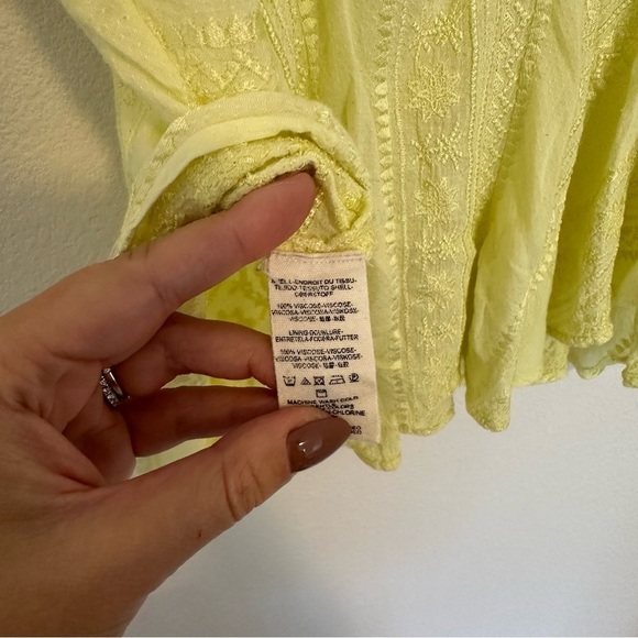 Free People Twist And Shell Embroidered Top Pale Yellow Tie Open Back Size Large - Picture 9 of 10
